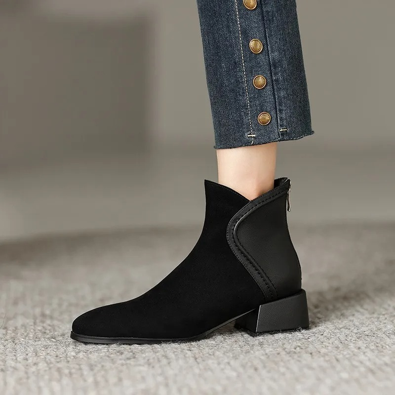 Menolta - Damen Stiefeletten mit Blockabsatz und Kontrastdetails, Modernes Design