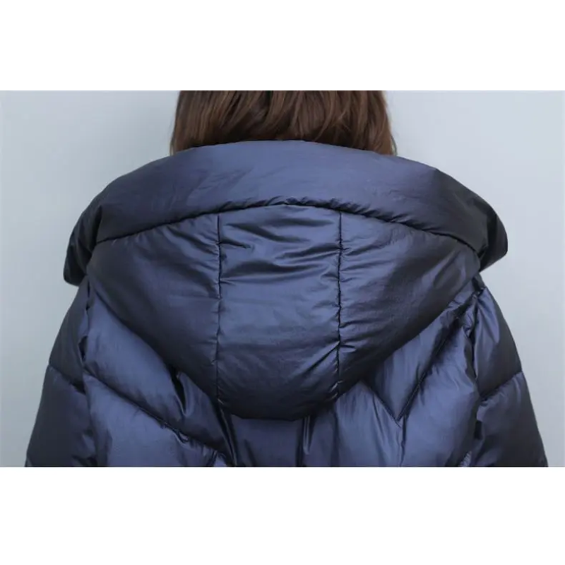 Cryovia - Daunenjacke Damen – Warmer Wintermantel mit modernem Steppmuster und Kapuze