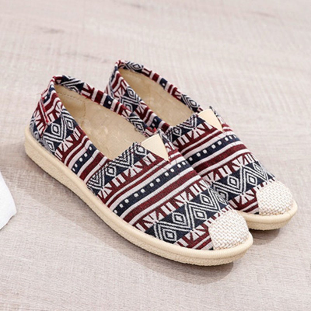 VIDA Flache Damen Espadrilles aus Leinwandstoff mit Streifenmuster