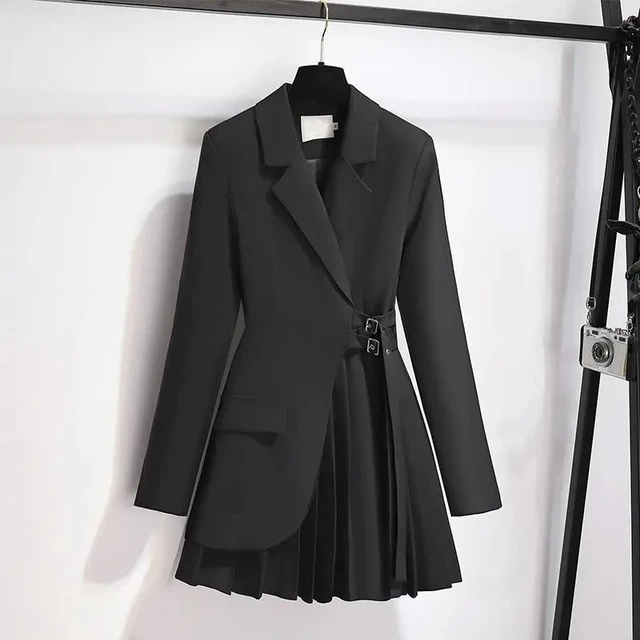 Formell - Blazer Kleid Damen Mit Asymmetrischem Plissierten Rock und Schnallendetail