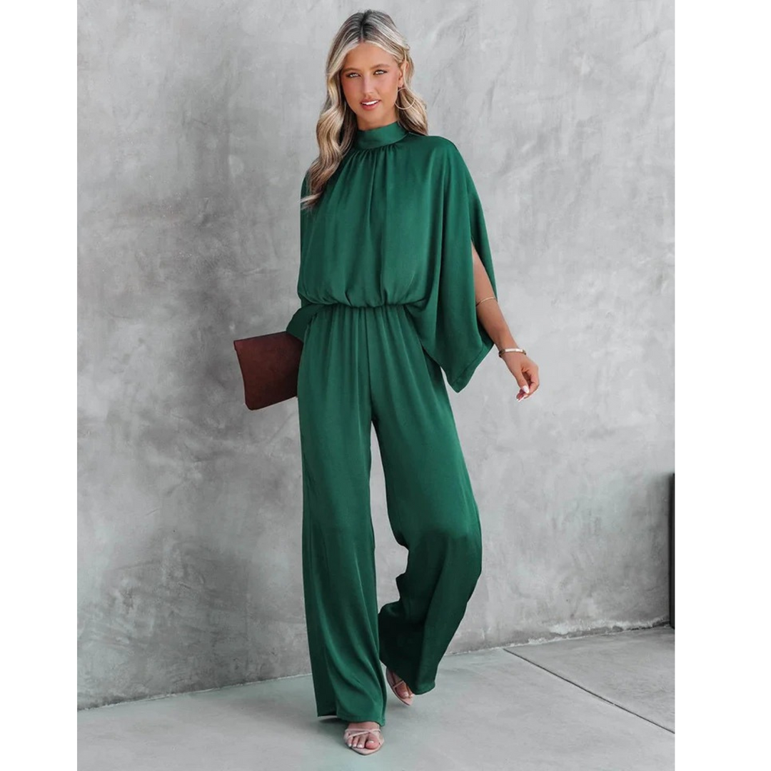 VIDA eleganter grüner Jumpsuit mit einfacher Hose und Schleifenkragen