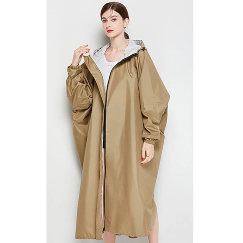 Softwet - Lange Wasserdichte Regenjacke Damen mit Kapuze, Leichtgewicht Mantel