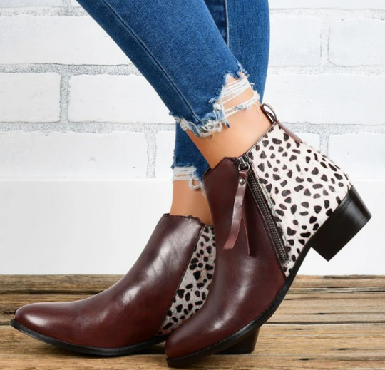 Femalin - Damen Ankle Boots mit Tiermuster und Reißverschluss