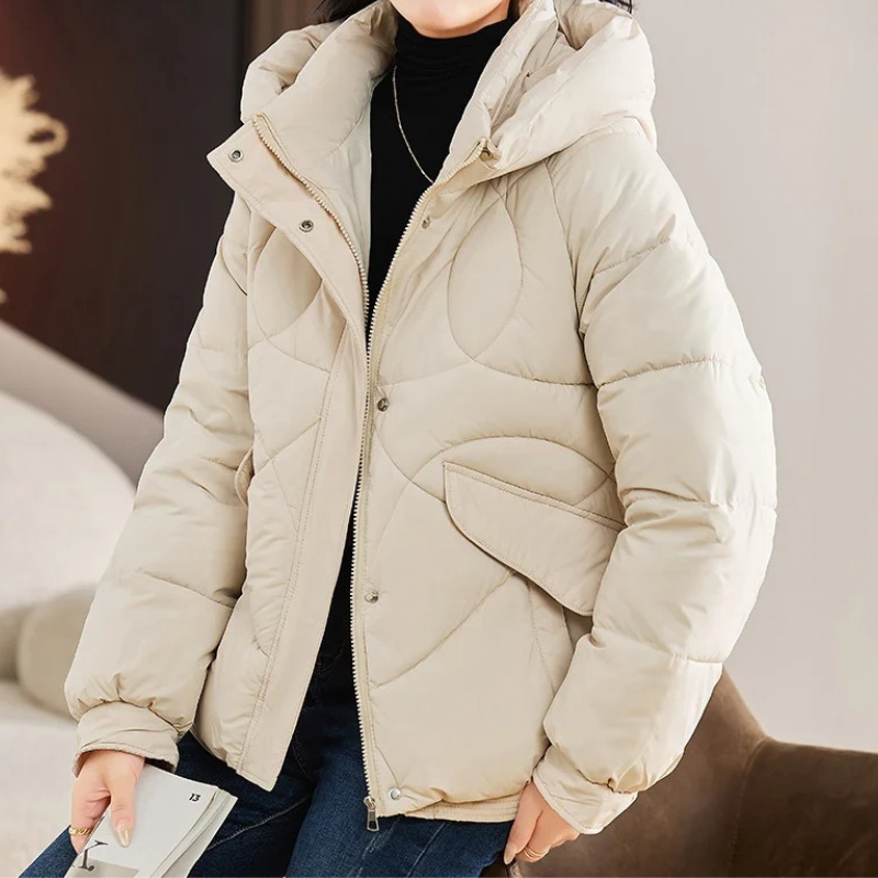 Icetiva - Daunenjacke Damen – Modische Steppjacke mit Kapuze und praktischem Design