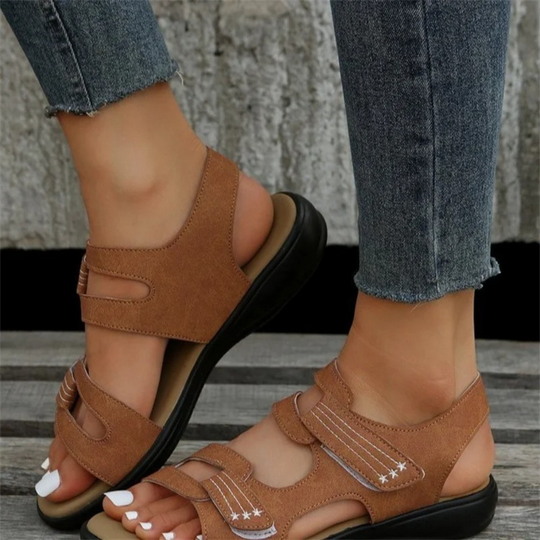 VIDA Retro Damen Sandalen aus PU-Leder mit Leopardenmuster