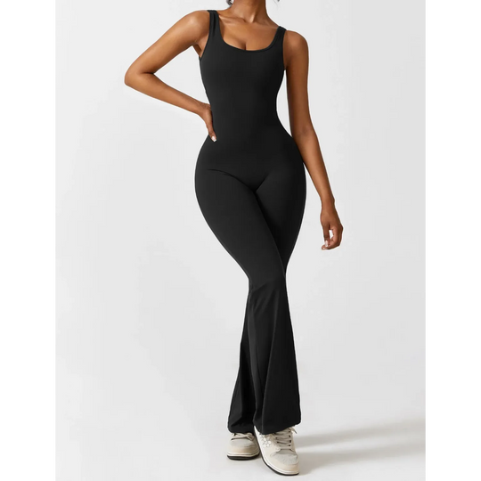 VIDA Dunkelblauer ausgestellter Jumpsuit