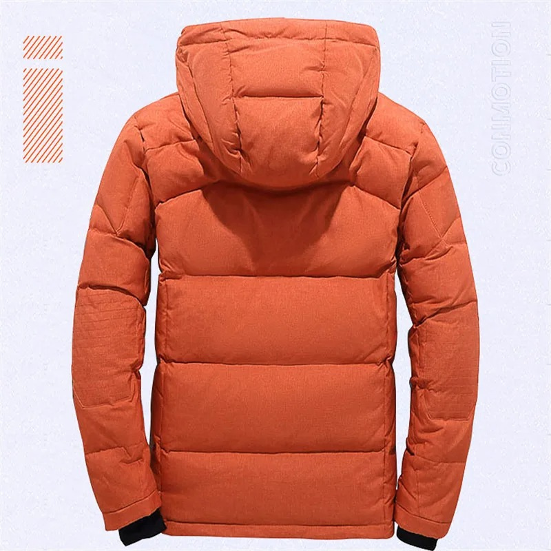 Mantrek - Puffer Jacke Herren – Wasserdichte Winterjacke mit Kapuze und Reißverschlusstaschen